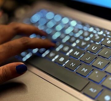 Survivors of online sexual abuse in the US face legal gaps and inaction by tech companies, new report finds