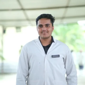Bastar-Writes-a-New-Chapter-of-Development-as-Dr.-Mukesh-Kumar-Achieves-Guinness-World-Record-in-AI-Healthcare From Naxal Echoes to Global Records: Bastar Writes a New Chapter of Development as Dr. Mukesh Kumar Achieves Guinness World Record in AI Healthcare